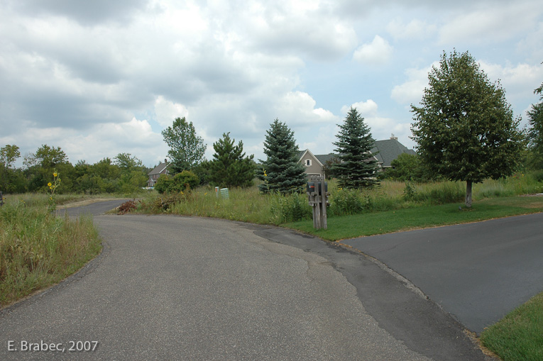 Streets without curb and gutter